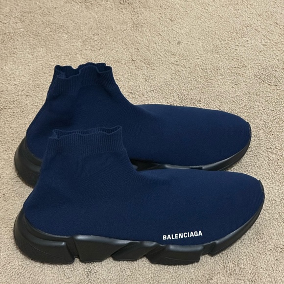 Balenciaga Size 12 - Picture 4 of 7